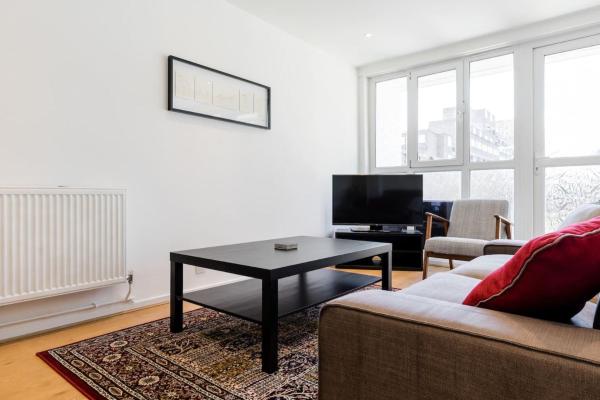 Cosy 4 Bed apt in Central London- Sleeps 8, Londyn