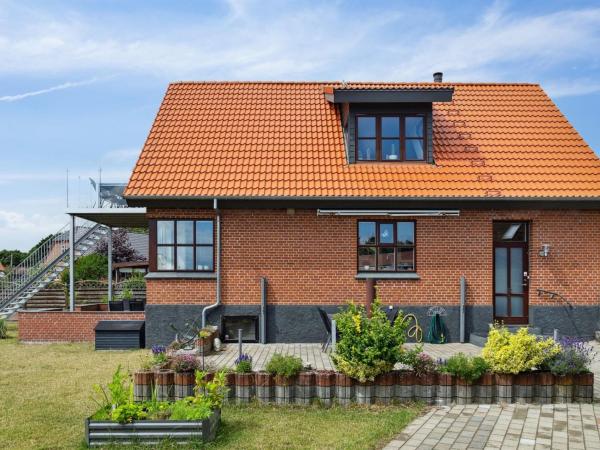 På billedet ses objektet Holiday Home Amely - 500m from the sea by Interhome beliggende i byen Sæby.