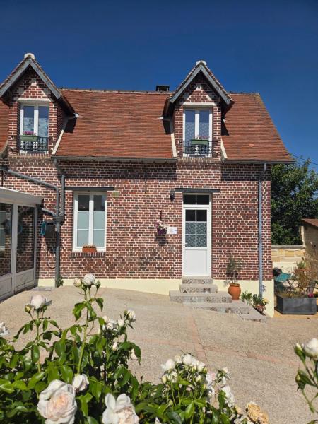 Logement Entier Indépendant- 2 à 4 Pers - Parking Clos - Terrasse - Oise