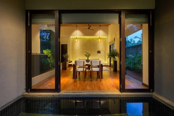 The Plunge By Duo Escapes - Colombo