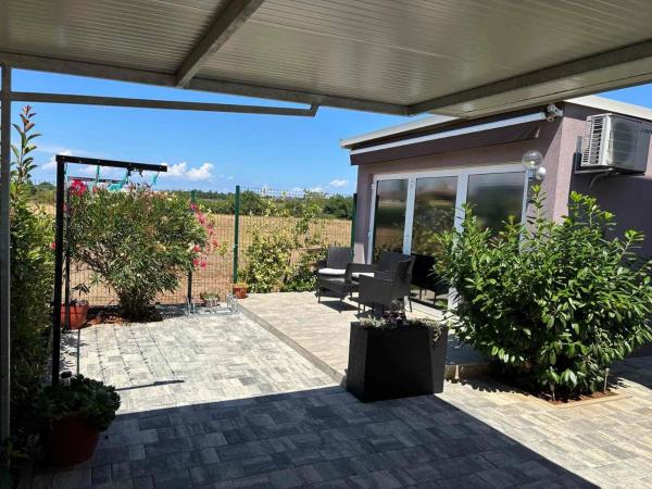 Apartments With Parking Space Rozac, Umag - 27240 - Umag