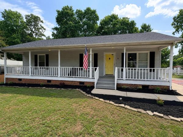 Spacious 3br 3 Bath King Suite Pet Friendly - Thomasville, NC