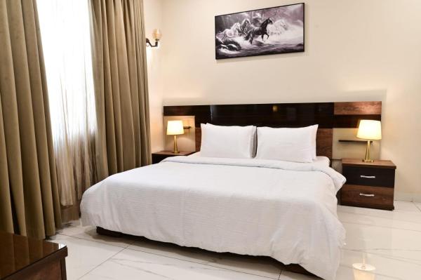 The Emerald Villa - Karachi