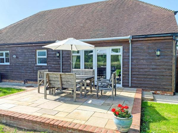 Berry Court Farm Cottage - Tenterden