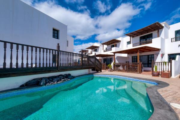 Casa Hibiscus- Pool- Bbq By Lanzarote Vacation Homes - La Graciosa