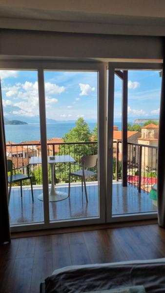 Lukanov Apartments - Lake View - Ohrid