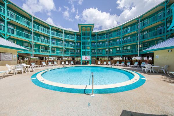 Beachy Living - Gulf Shores, AL