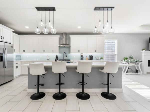 Modern Luxury Retreat Near Bishop Arts & Downtown Dallas - Dallas, TX