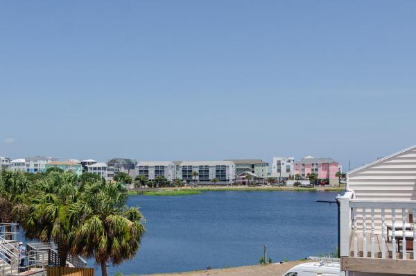Sea Inn Dreams By Bryant Real Estate - Carolina Beach, NC