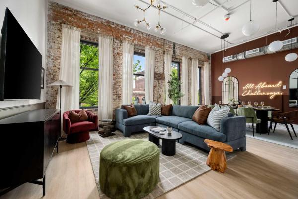 Luxury Loft Exposed Brick Walk To Southside - Chattanooga, TN