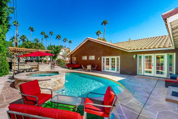 Calle Quito Escape - Palm Desert, CA