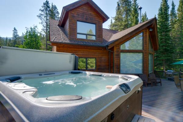 Snowshoe & Ski: Home W/ Mtn-view Deck In Breck! - Breckenridge, CO