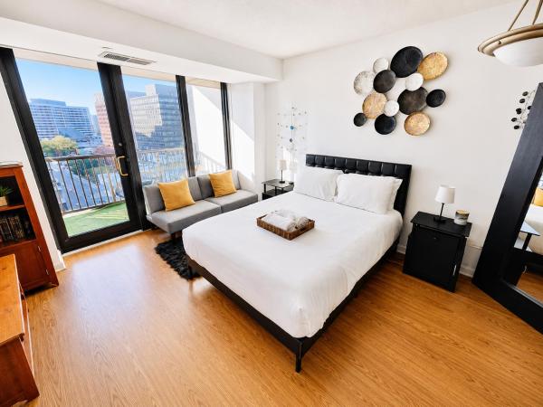 Executive Suite At National Landing - 1br, Metro, Gym, Pool, Sauna, 2 Queen Beds - Annandale, VA