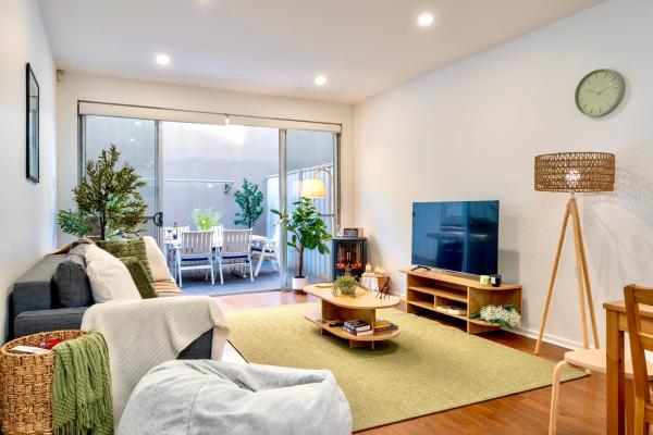 Cbd Villa, King Suite, Garage, Bbq, Pets, Walk Everywhere - South Australia