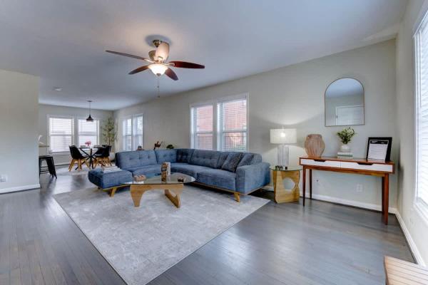 An Elegant Home - Houston, TX