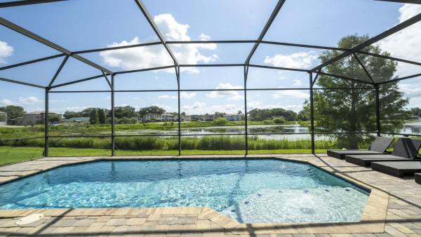 4br Lakefront Villa With Pool Balmoral Resort - Winter Haven