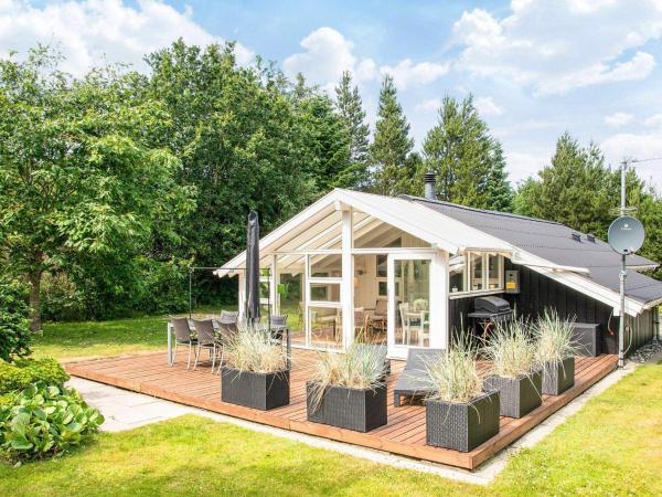 6 Person Holiday Home In Ulfborg - Ulfborg