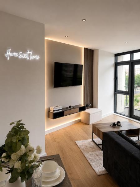 Luxury Hotel Style 2 Bed Apartment Sleeps 6 - Leeds