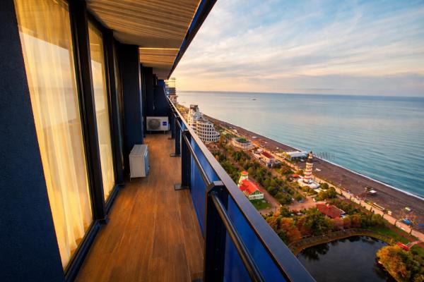Orbi City Sea View Aparthotel - Batum