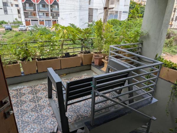 A Beautiful Luxury Room With Private Entry - Rajkot