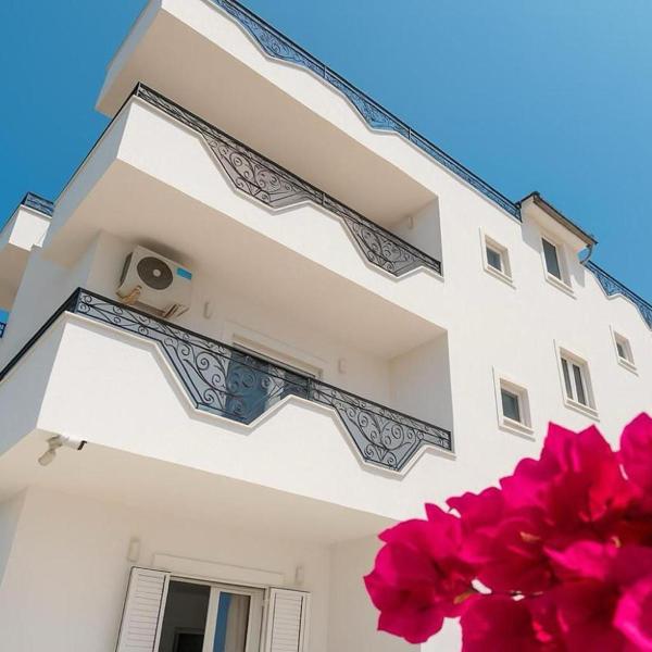 Villa X - Ksamil