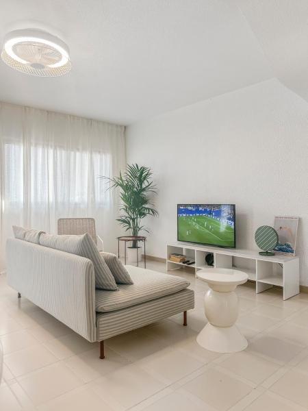 Bright 3 Bdr Beach House In Alcala Ocean Views - Guía de Isora
