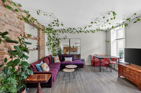 Newly Renovated 5br Apt With 2 Baths In Grünerløkka - Oslo