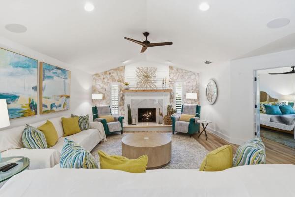 Riverfront Retreat With Pool Spa & Dock - Estero, FL