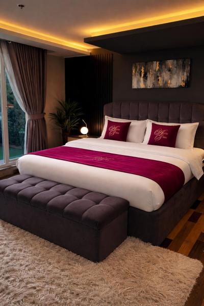 Luxury Apartments By Alvis Suite - Goldcrest Mall Dha Lahore - Lahore