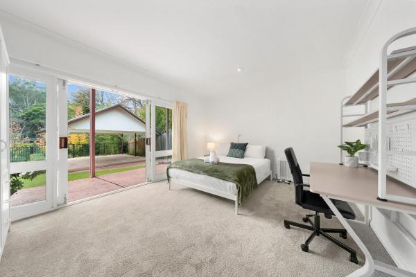 Stunning Federation Home Pool & Bushland Views - Cumberland