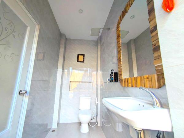 Altura Esthetic Villas - Batam
