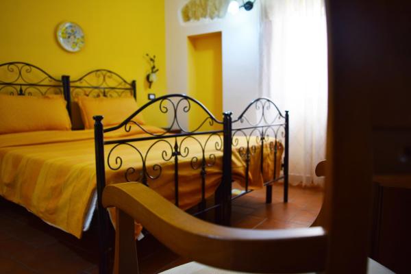 Na fotografii je vidět objekt B&B Salotto Di Athena nacházející se ve městě Agrigento.