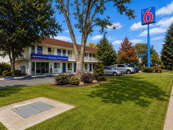 Studio 6 Suites Yreka Ca - Yreka, CA
