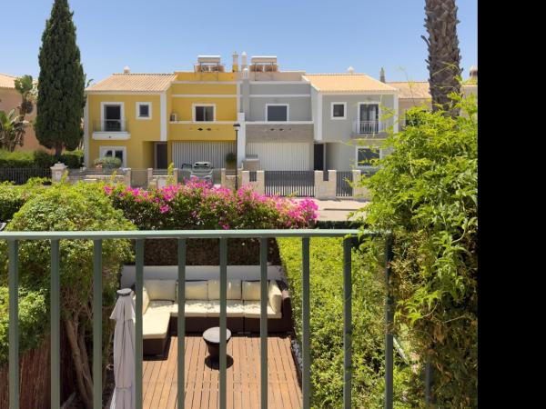 Encosta Das Oliveiras Townhouse Vilamoura - Quarteira