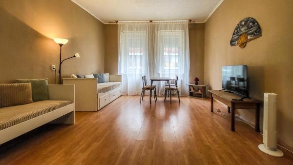 Minigarden Hause - Eger