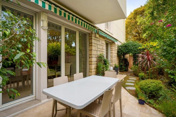 Appartement 90m2 Sur Jardin Clos - Saint-Cloud