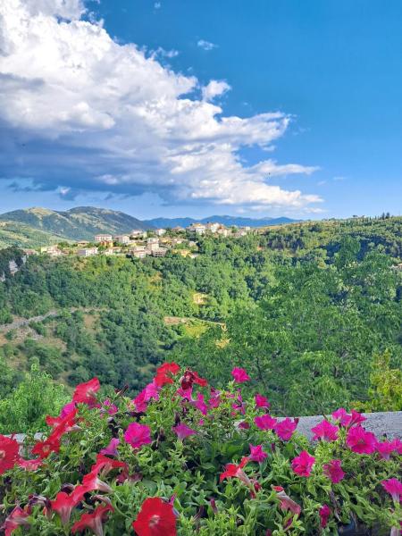 La Tana Dell'orso, Nel Cuore Di Campoli Appennino - Pescasseroli