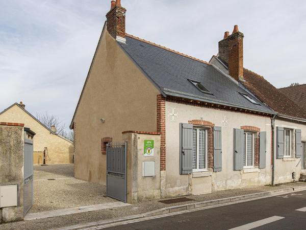 Charmant Gîte à Cheverny Avec Jardin Et Salon De Jardin - Fr-1-491-391 - Cheverny