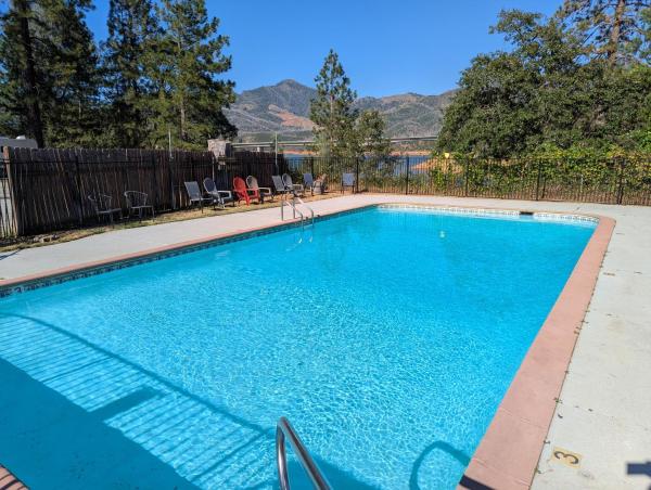 Lakeshore Resort - California
