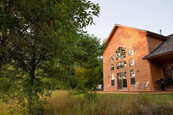 Chanticleer Cabins - Wisconsin