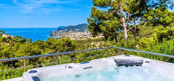 Rez-de-villa De 150 M2 Privé Dans Un Domaine Clos Privé De 3500 M2. - Île de Porquerolles