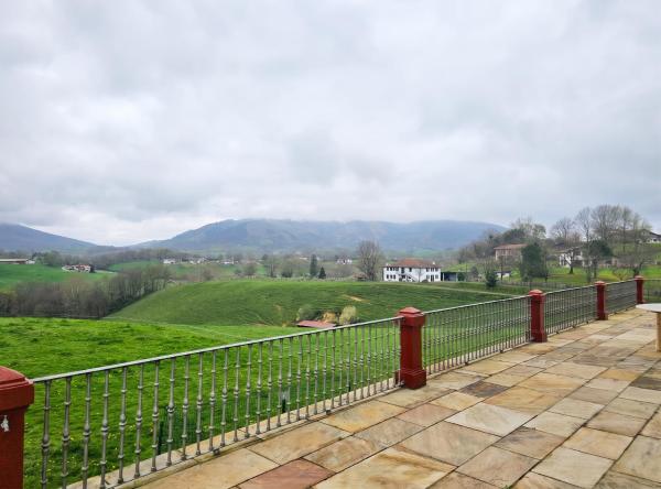 Cosy House With Jacuzzi In Zugarramurdi - Navarre