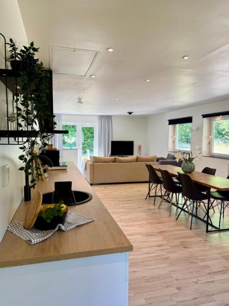 Eker Countryside House - Örebro