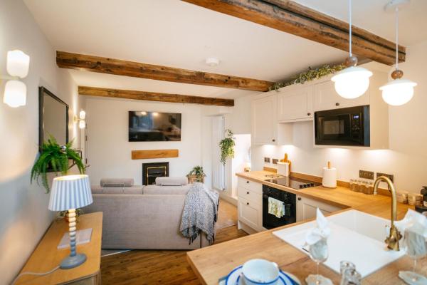 The Carriage House At The Talbot - Southport Beach