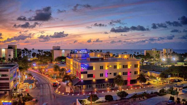 The Cove - Condo Hotel - Palm Beach Strip - Aruba