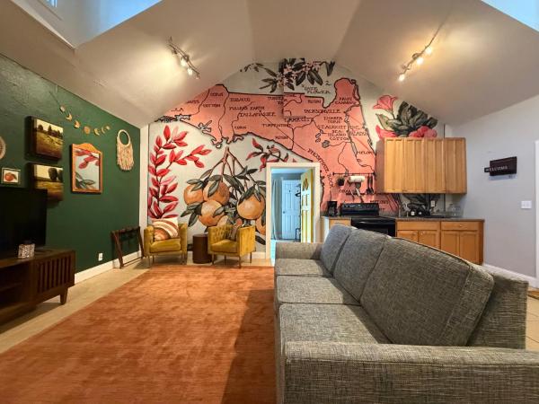 “The Clementine” Boho Home In Orlando’s Food Scene - Orlando