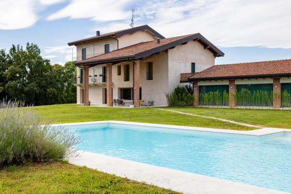 Tenuta Ronco Relais - Borgomanero