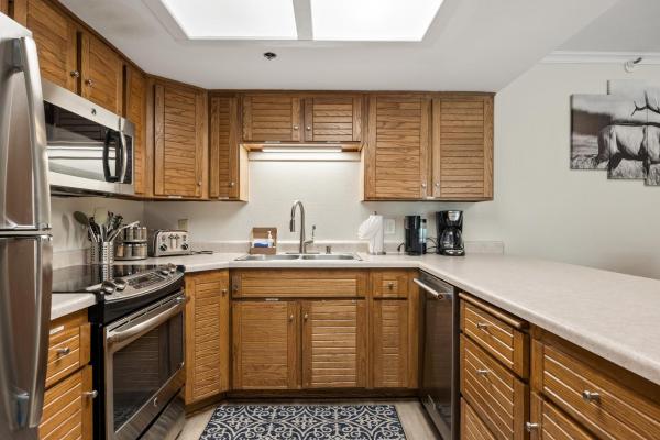Park Station Condo In Old Town Park City, Walk To Town Lift And Heated Pool! - Park City, UT