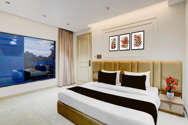 Townhouse Hotel Sbg Tower A Premium Corporate Suits - Ghaziabad