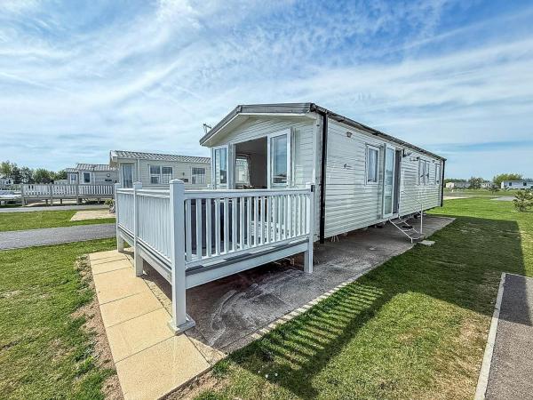 Brilliant 8 Berth Caravan At Grange Leisure Park In Mablethorpe Ref 53111pr - Sutton on Sea
